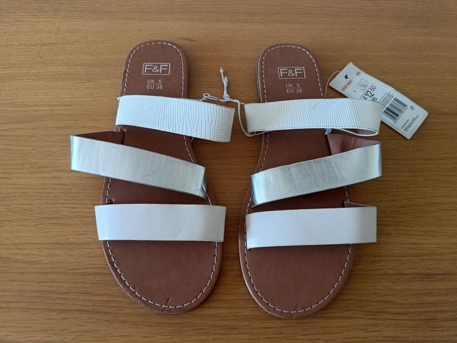 Klapki damskie roz. 38 super stan F&F na 3 paski letnie buty
