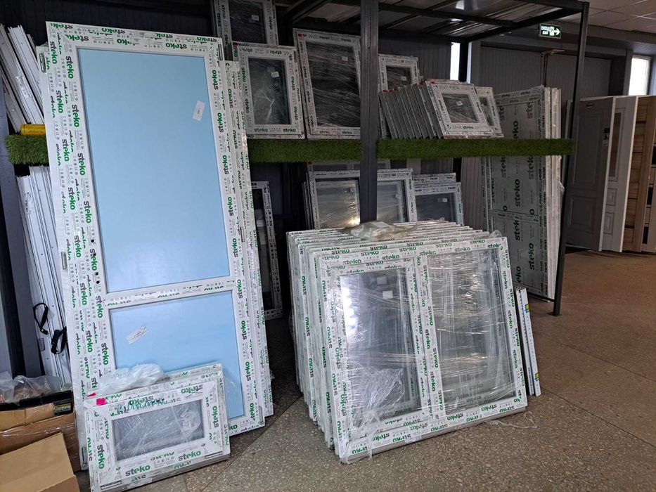 Двері металопластикові 800х2000мм, стеклопакеты, окна, двери Стеко