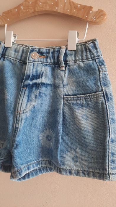 Jeansowe spodenki w stokrotki Zara 116 nowe bez metki