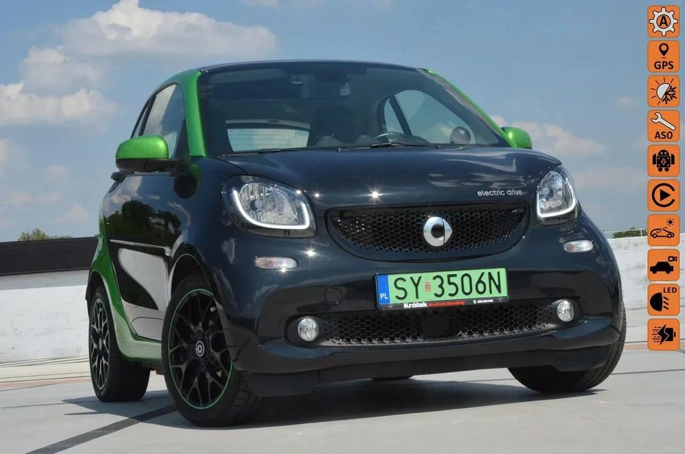 Smart Fortwo 82KM/Panorama/Navi/Alu/Klima/Grzane fotele/Bezwypadek/Ceramika