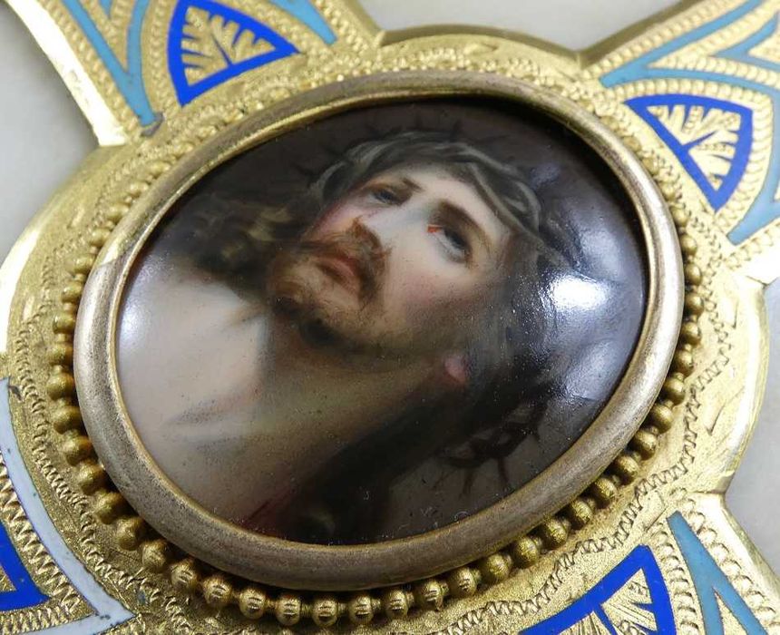 KROPIELNICA krzyż alabaster emalia JEZUS porcelana 25 cm