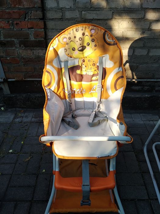 Продам столик для кормления.