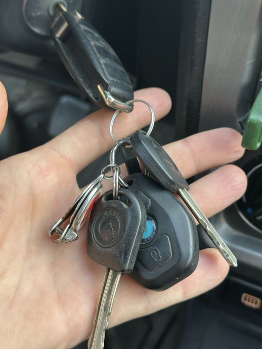 Продам Geely mr 2011 рік газ переоформлення