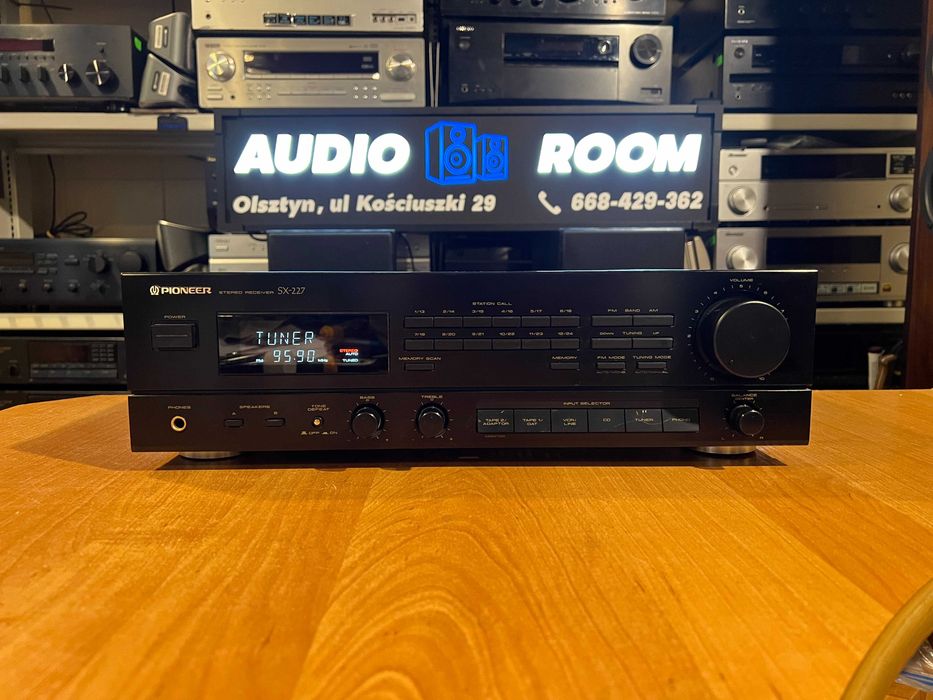 Amplituner Pioneer SX-227 Audio Room
