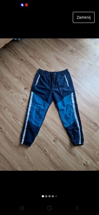 Spodnie dresowe american eagle rozm M