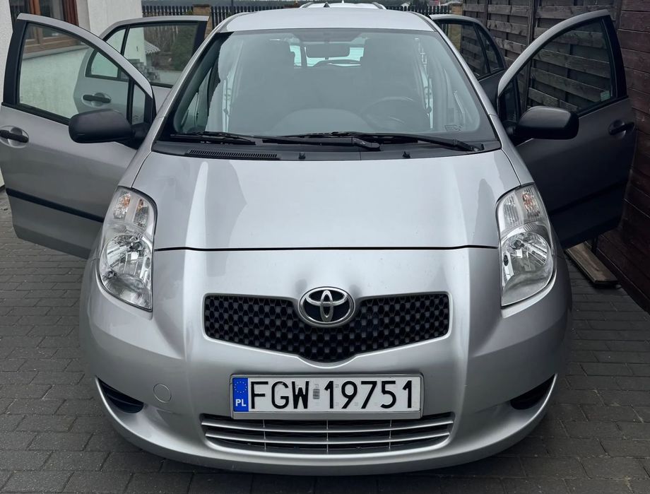 Toyota Yaris Toyota Yaris II 1.3 2007r. + Gaz - po remoncie silnika