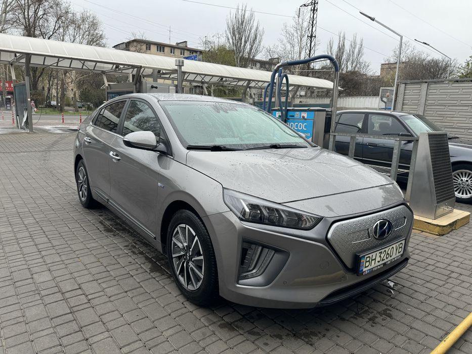 Hyundai Ioniq