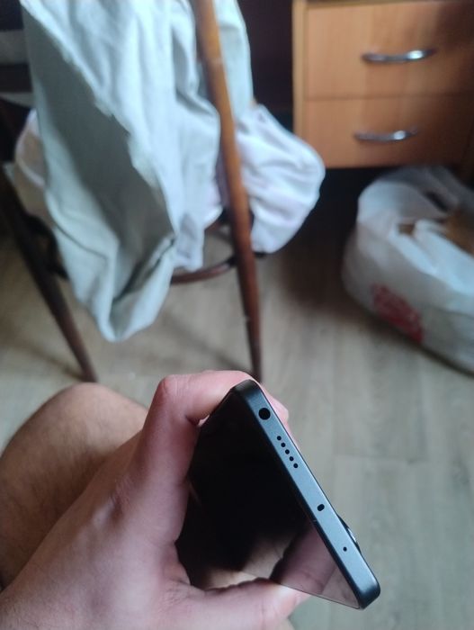 Идеал Xiaomi Redmi note 13 pro 8/256 gb NFC GLOBAL чёрный гарний стан