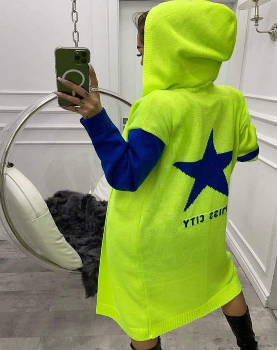 Narzuta neonowa, sweterek