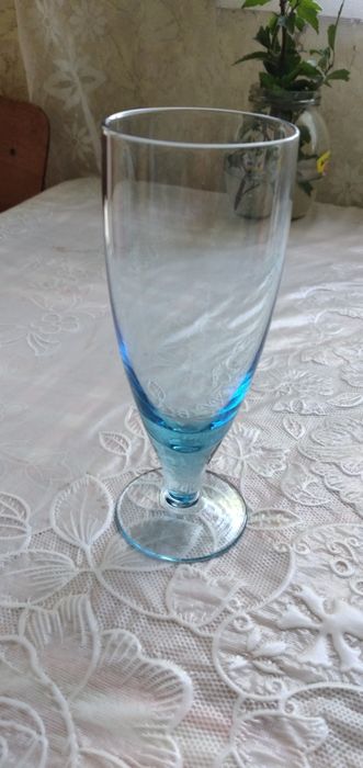 Кувшин та фужери  з кольорового скла