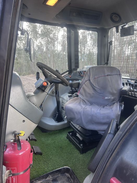 Trator Valtra t153