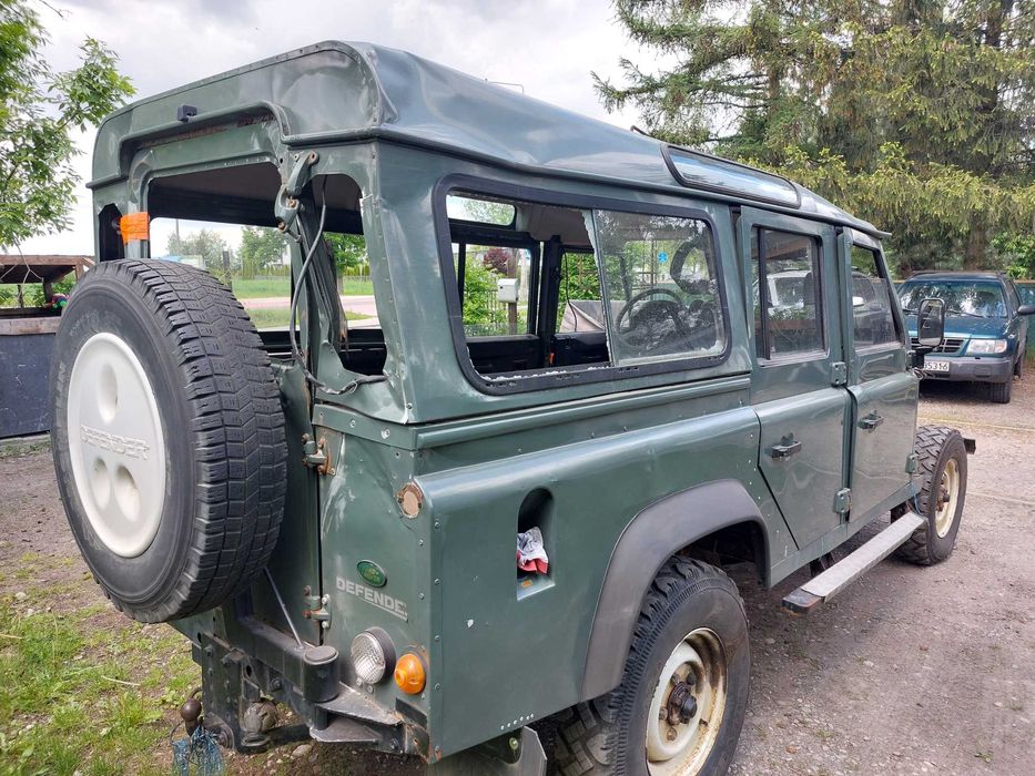 Land Rover Defender 110-mały przebieg 147954km -uszkodzony-jeżdżący.
