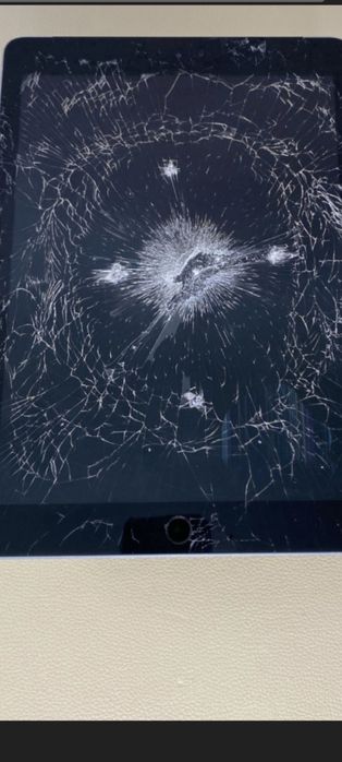 A1954 Apple iPad 6 gen 32Gb Wi-Fi + 4g Apple iPad A2270 2021 128GB Экр