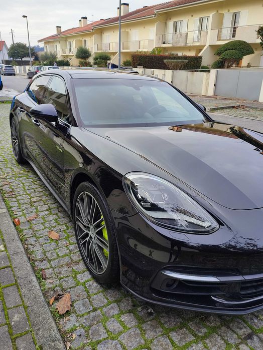 Porsche panamera sport turismo 4 e-hybrid sport chrono