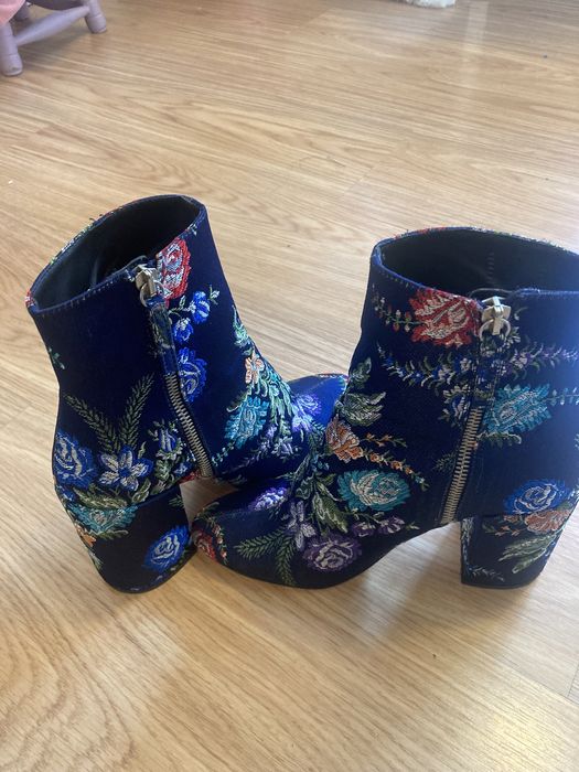 Botas florais 36