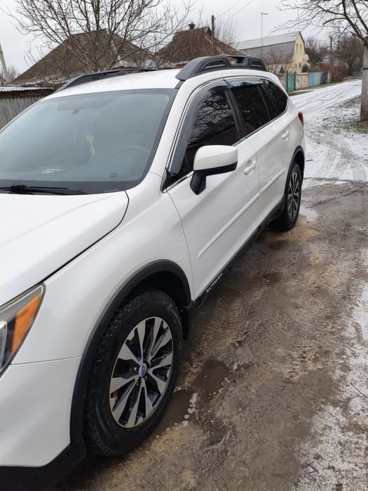 Автомобиль Subaru