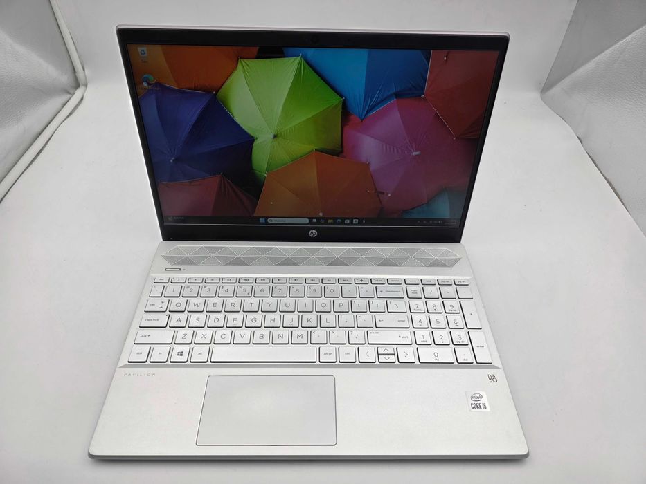 LAPTOP HP 15-CS3004NW 15,6" INTEL CORE I5 8 GB / 512 GB OPIS!