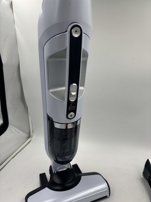 Odkurzacz pionowy bosch bbh32551 seri 4