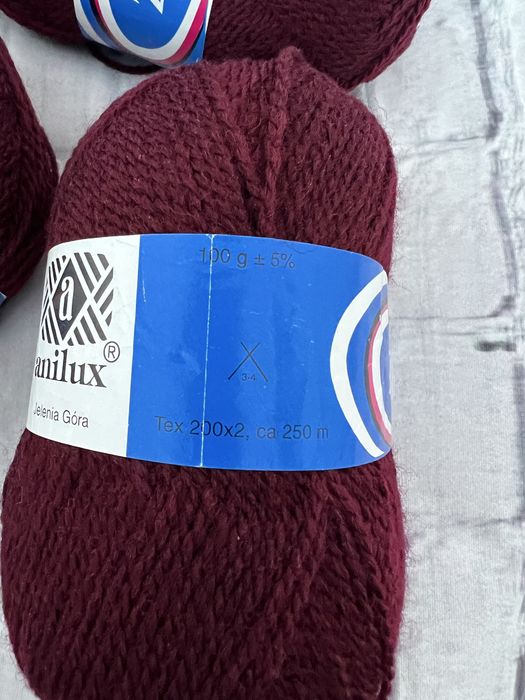 Włóczka w kolorze śliwki - 6 szt. ZORZA