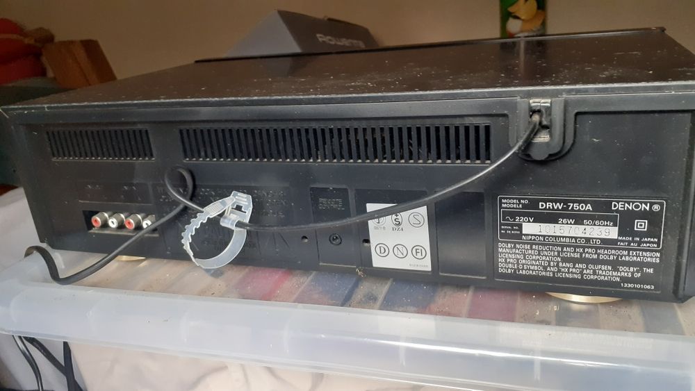 Dek duplo DENON.