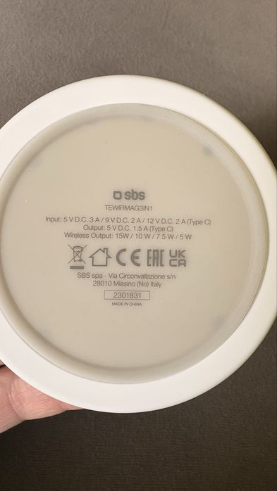 Ładowarka indukcyjna SBS