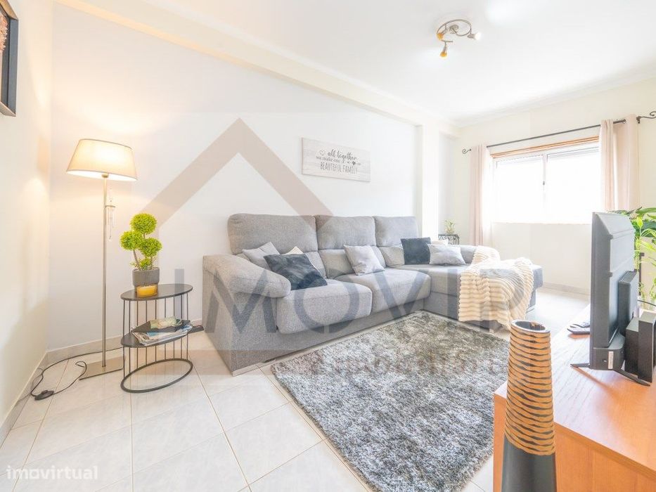 Excelente apartamento T2 no Pinhal NovO — Palmela, Setúbal