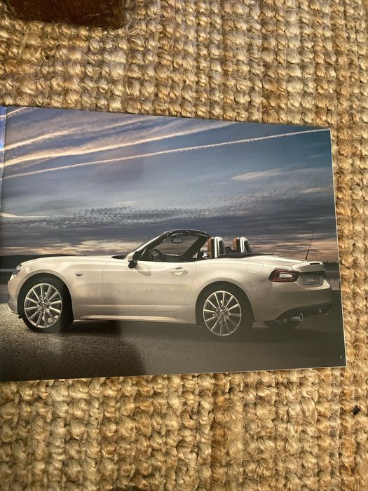 Catálogo brochura Fiat 124 spider