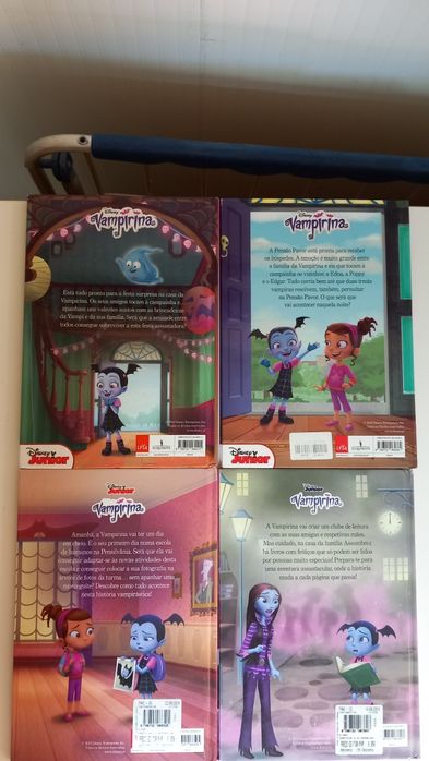 Coleção de Livros Vampirina