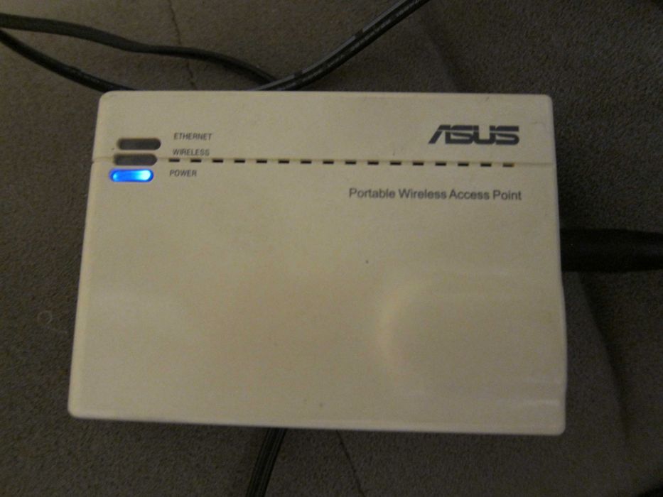 Точка доступу ASUS WL-330gE з блоком живлення