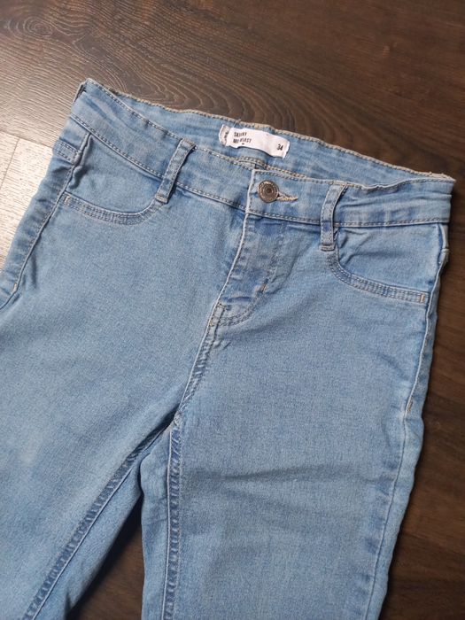 Damskie jeansy skinny