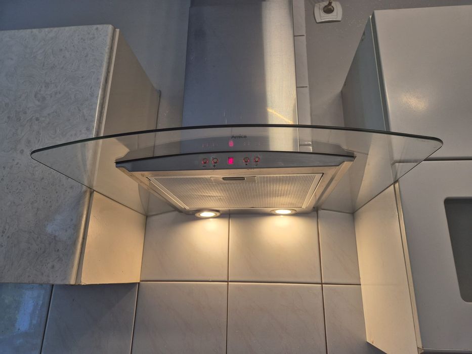 Sprzedam okap kominowy 60 cm