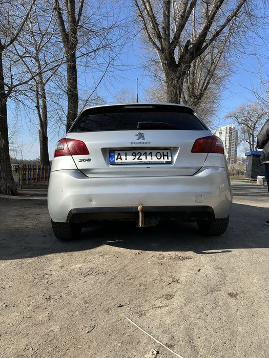 Peugeot 308   2016  1.6 дизель