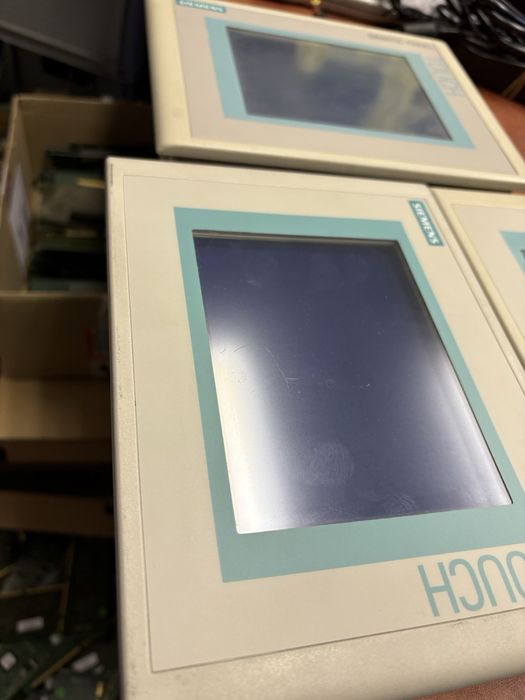 3 x Siemens panel simatic touch