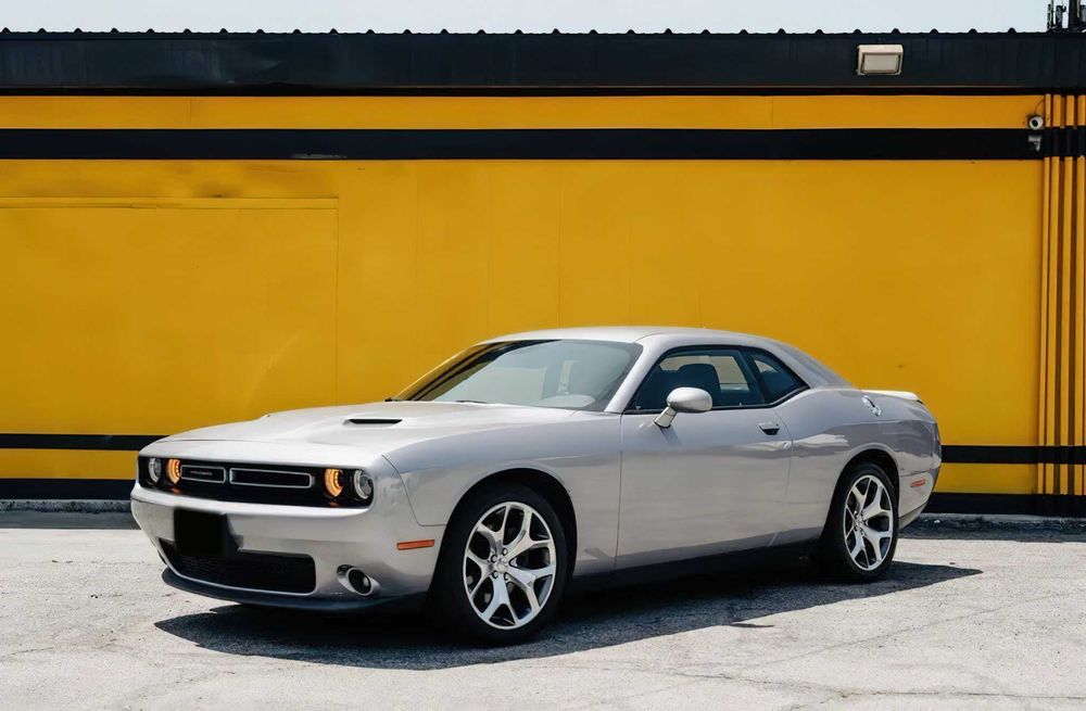 Dodge Challenger      2017