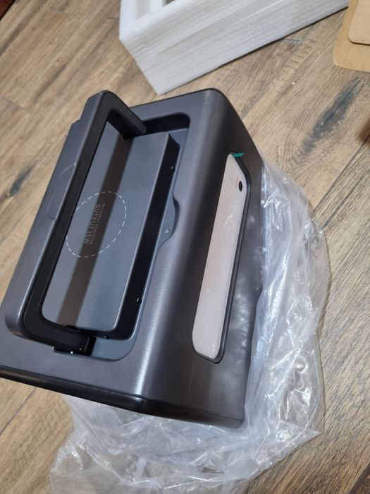 Продам зарядну станцію BLUETTI PowerOak EB55 700W. Куплена рік тому.