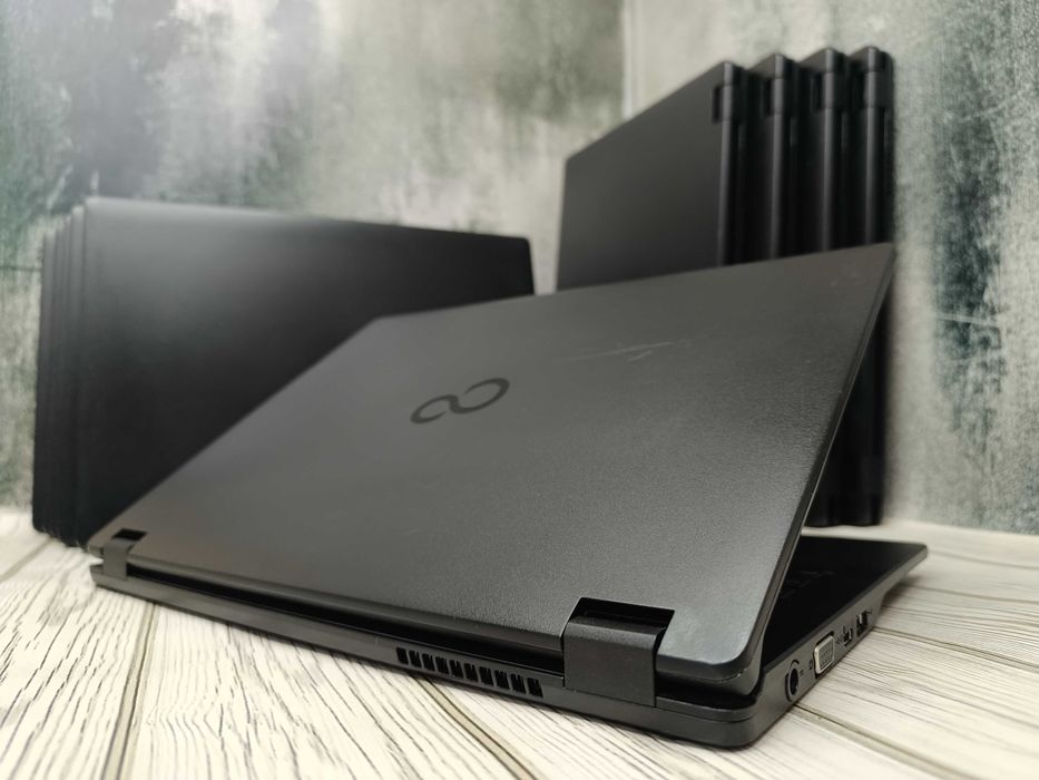 Ноутбук 2020рік|Type-c| Fujitsu LifeBook E449|i3-7020U|16GB|SSD512|14"