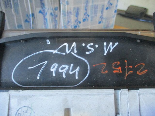 Quadrante / painel de instrumentos MITSUBISHI Space Wagon (N3_W, N4_W)