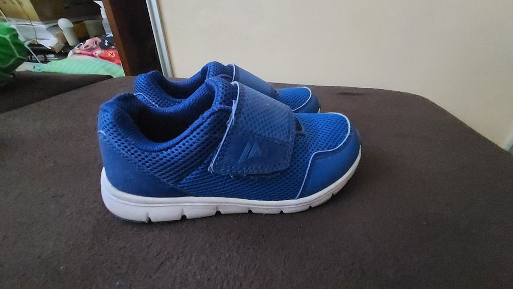 Buty sportowe, adidaski martes r. 30