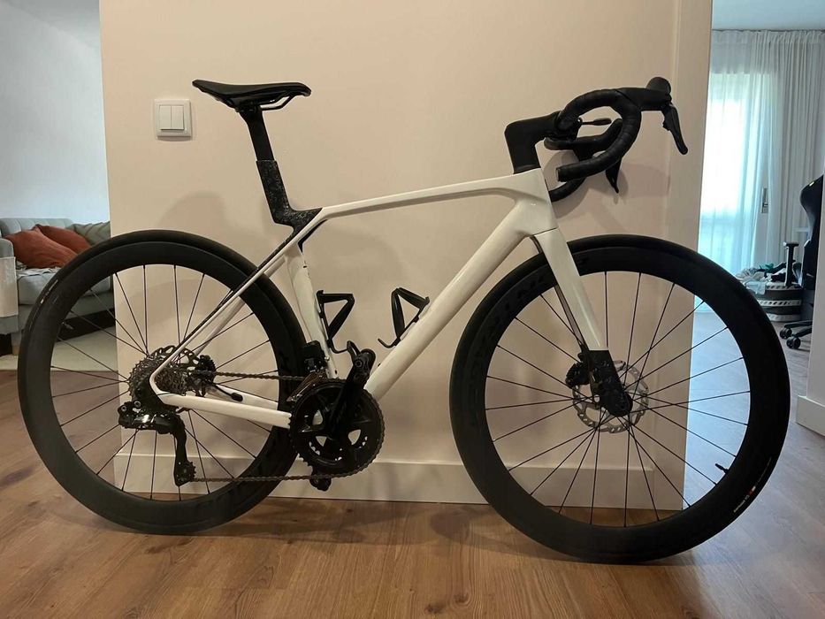 Trek Madone SL 6 Gen 8 - 2026