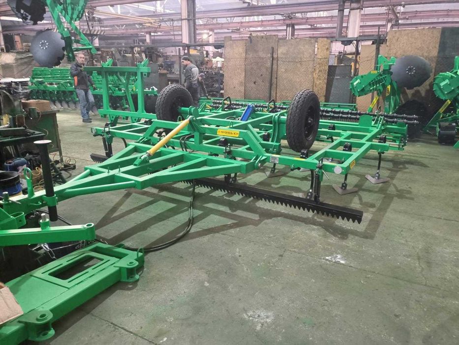 Культиватор причіпний 4-х рядний КПН КПП 4-0-4 Р Компенсація 25%