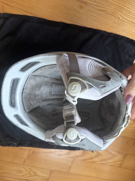 Шолом лижний Scott