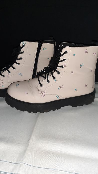 Damskie botki ZARA