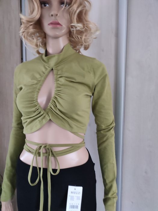 Nowy top crop damska, nowy , khaki rozS firmy PrettylittleThing