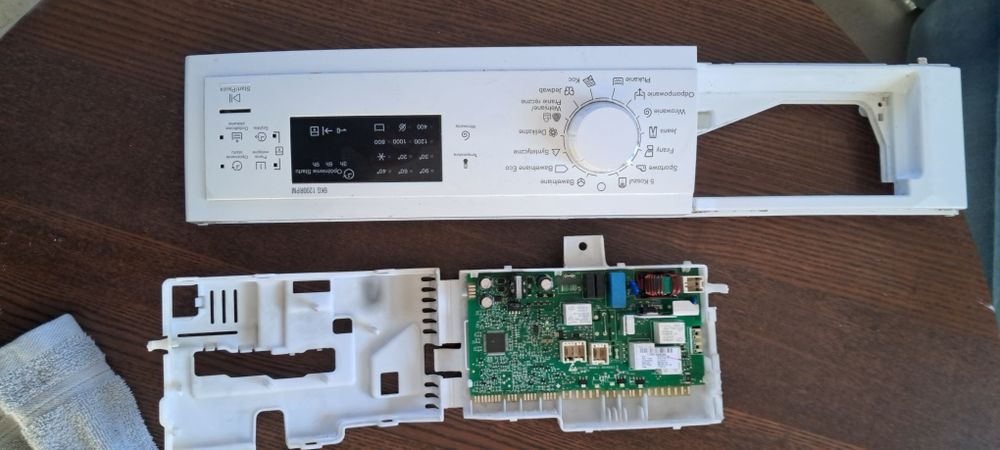 Części do pralki electrolux  mod  ewf1262eow