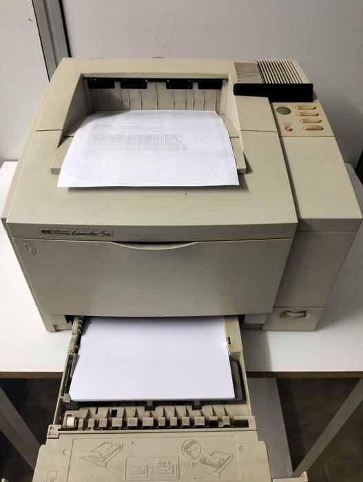 HP LaserJet 5M Printer64862872066178121