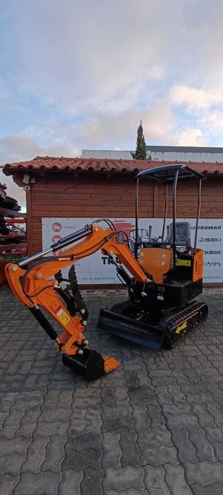 Mini Escavadora Giratória HT12 EXTRAS – 6650€ | ENTREGA GRATUITA