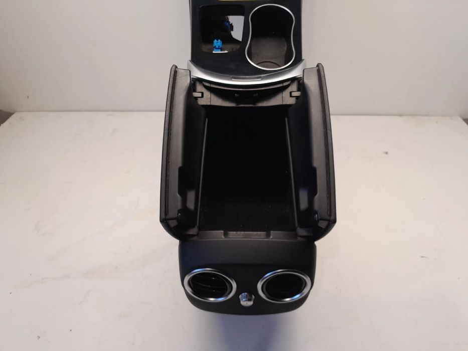 Consola central MERCEDES-BENZ Classe C (W205)