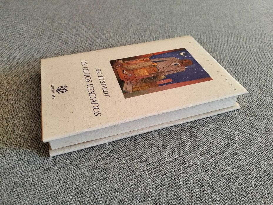 Livro "De olhos vendados" de Siri Hustvedt