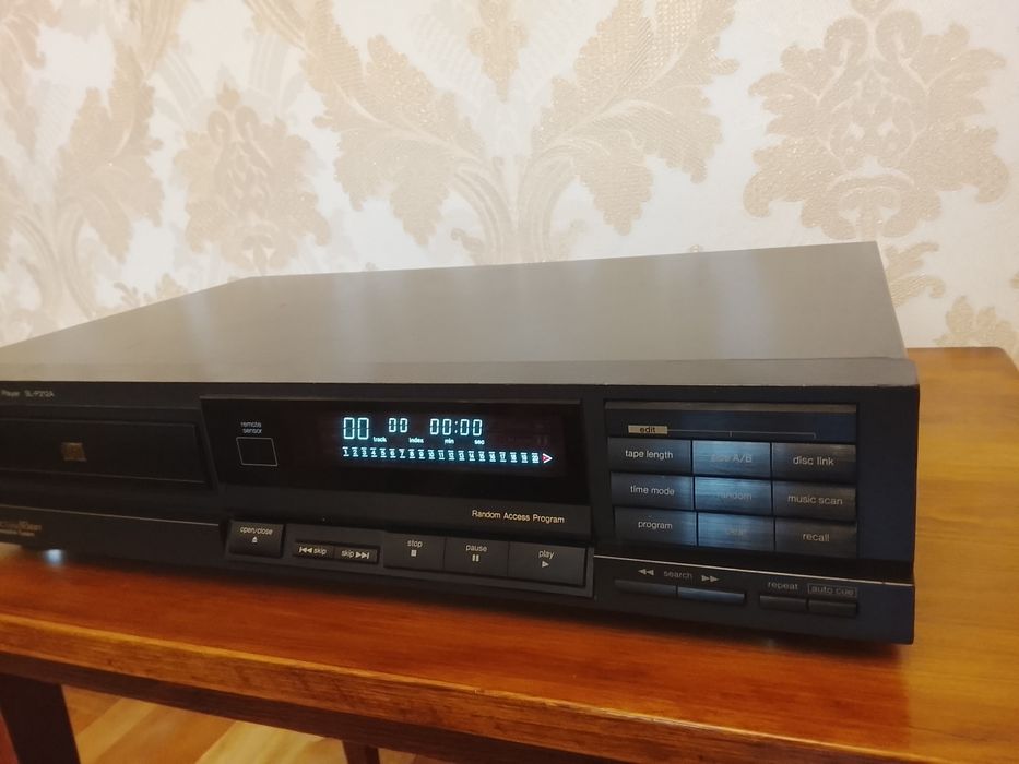 Проигрыватель СD дисков Technics