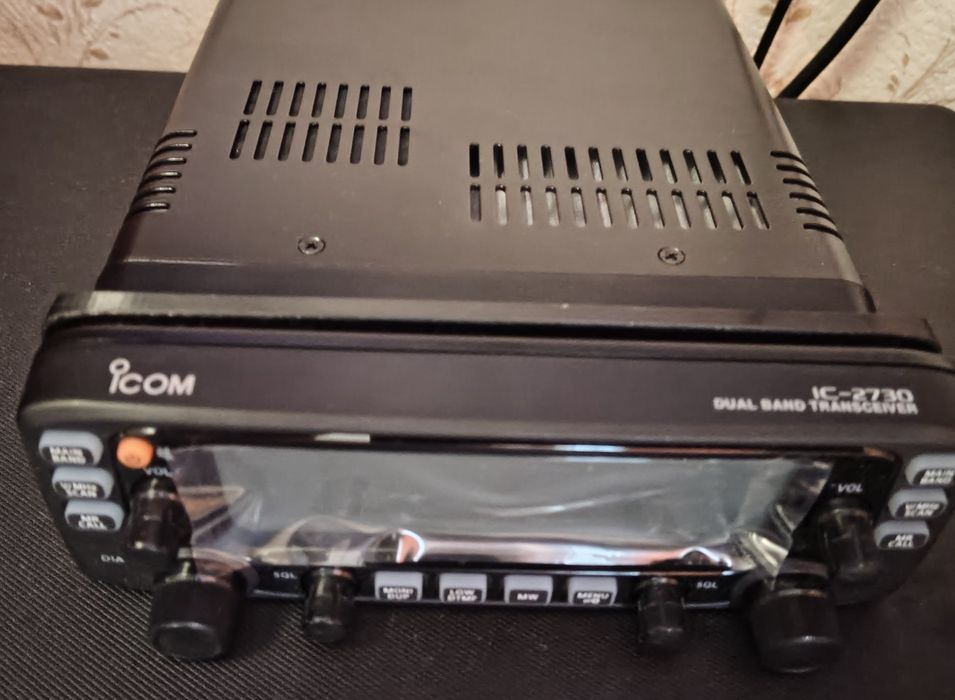 Рація ICOM IC 2730E  50+ Вт 2m/70см 118-176  АМ/FM UHF/VHF 400/550 UHF Супергетеродин 2 приймача радіостанцiя Japan якість
